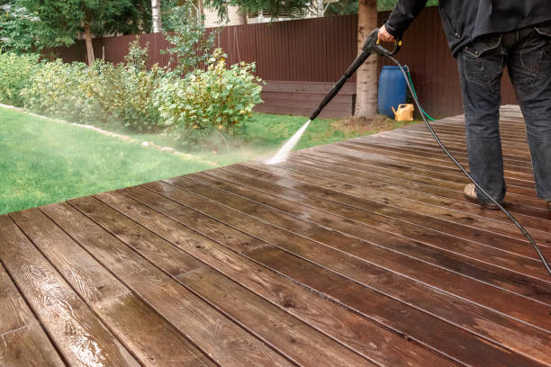 Best Patio and Deck Pressure Washing  in Mangonia Park, FL